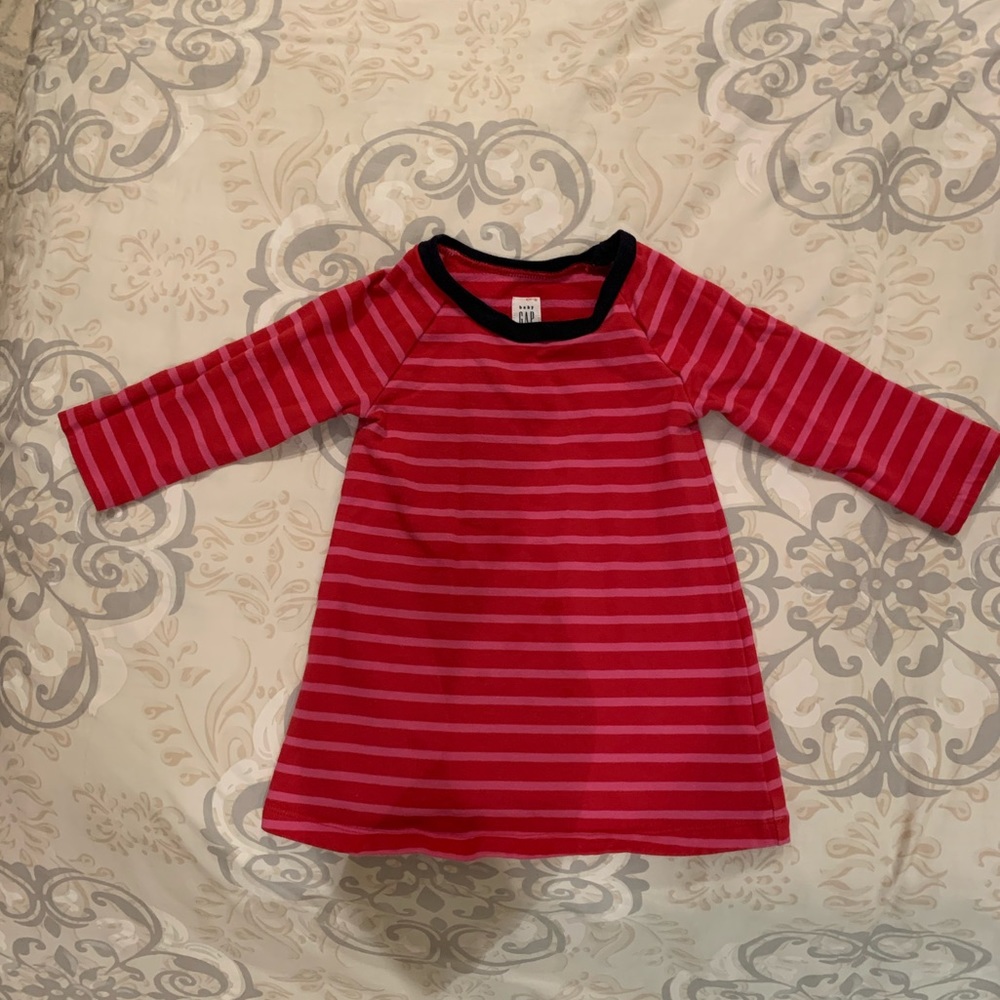 Gap pink and navy striped dress